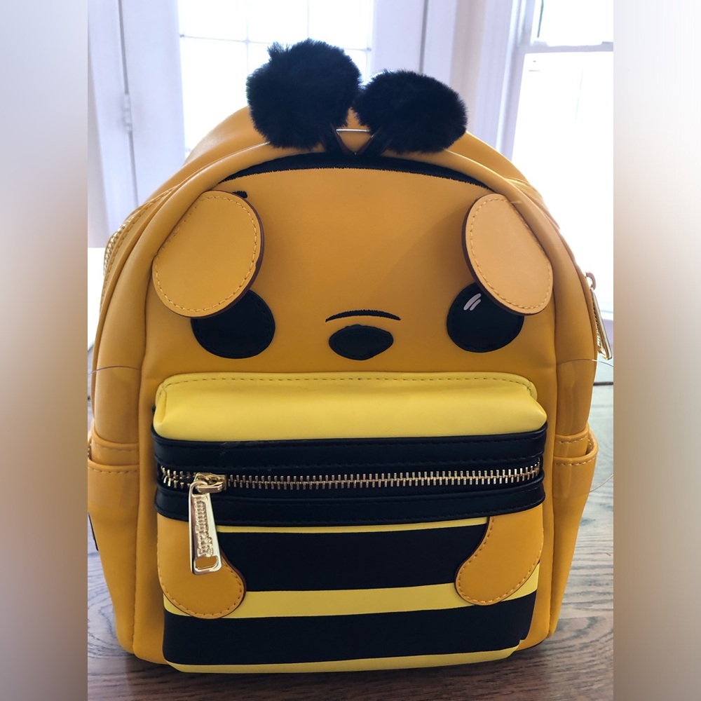 Disney Winnie the Pooh Funko Bee Loungefly Mini Backpack NWOT